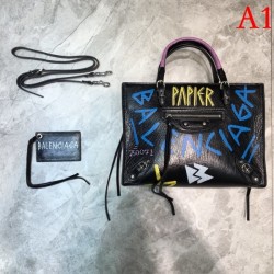 Seasonal fashion 2022SS BALENCIAGA Balenciaga ladies bag