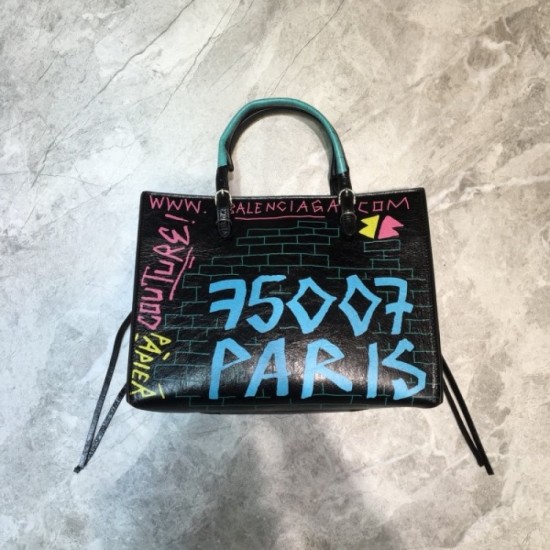 Seasonal fashion 2022SS BALENCIAGA Balenciaga ladies bag Seasonal fashion 2022SS BALENCIAGA Balenciaga ladies bag