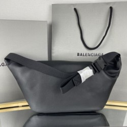 Exquisitely fashionable popular item 2022SS BALENCIAGA Balenciaga ladies bag