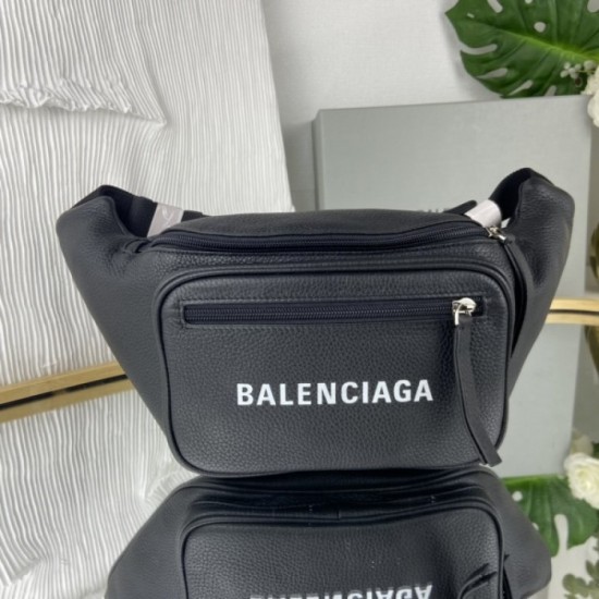 Recent Trend Items 2022SS BALENCIAGA Women's Bags Recent Trend Items 2022SS BALENCIAGA Women's Bags
