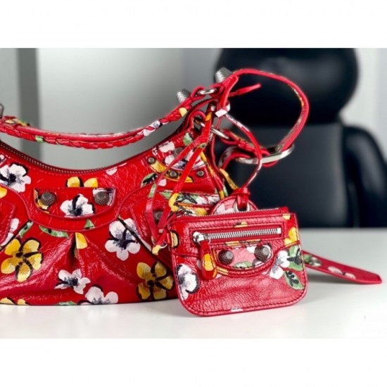 A little new 2022SS BALENCIAGA women's bag that looks good in spring A little new 2022SS BALENCIAGA women's bag that looks good in spring