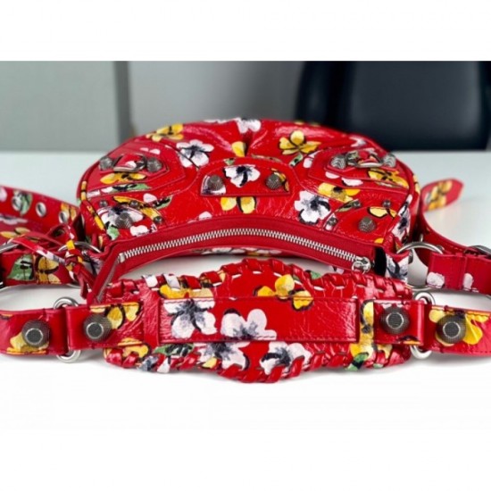 A little new 2022SS BALENCIAGA women's bag that looks good in spring A little new 2022SS BALENCIAGA women's bag that looks good in spring