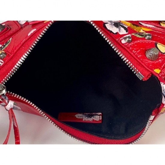 A little new 2022SS BALENCIAGA women's bag that looks good in spring A little new 2022SS BALENCIAGA women's bag that looks good in spring