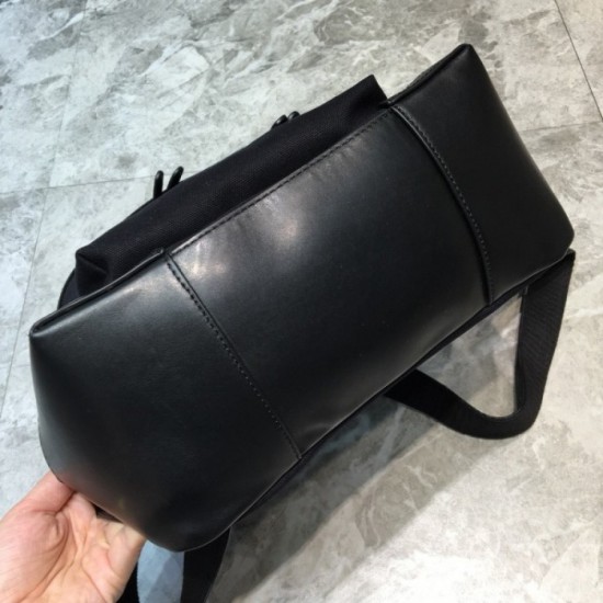 Larger new items are trending this year 2022SS BALENCIAGA Women's bags Larger new items are trending this year 2022SS BALENCIAGA Women's bags