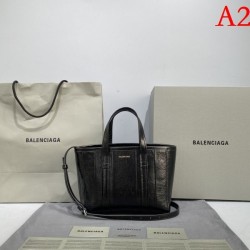 Check out this year's trends 2022SS BALENCIAGA Women's Bags