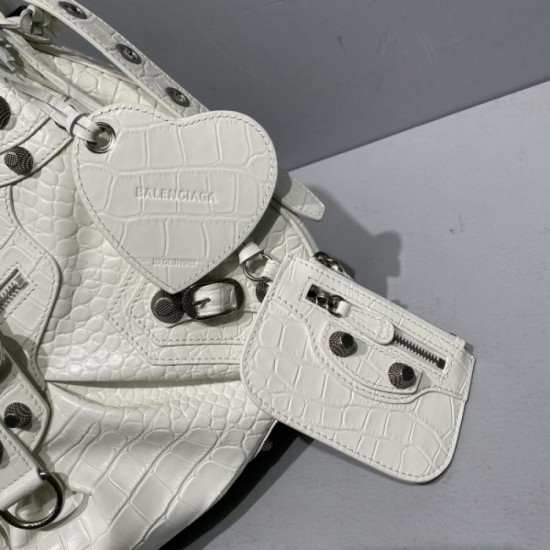 The latest attention fashion 2022SS BALENCIAGA women's bag that I want to recommend The latest attention fashion 2022SS BALENCIAGA women's bag that I want to recommend