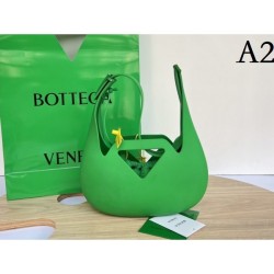 BOTTEGA VENETA Bottega Veneta tote bag 2022SS logo is beautiful