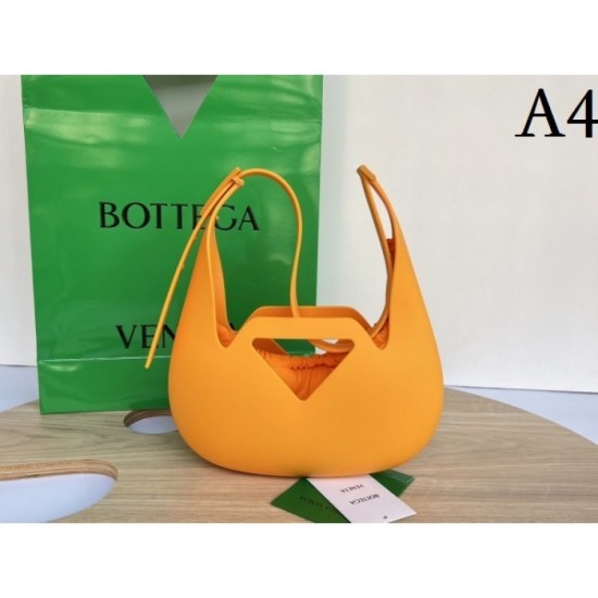 BOTTEGA VENETA Bottega Veneta tote bag 2022SS logo is beautiful BOTTEGA VENETA Bottega Veneta tote bag 2022SS logo is beautiful