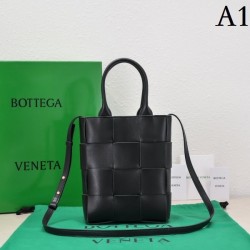 BOTTEGA VENETA Bottega Veneta tote bag 2022SS pre-order sale