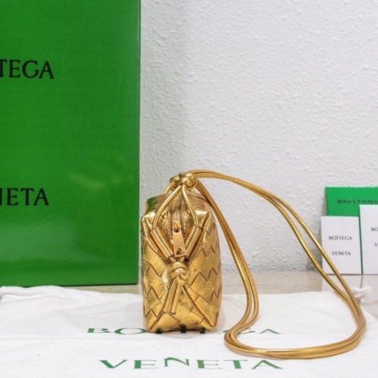 BOTTEGA VENETA Bottega Veneta shoulder bag 2022SS luxury super low price BOTTEGA VENETA Bottega Veneta shoulder bag 2022SS luxury super low price
