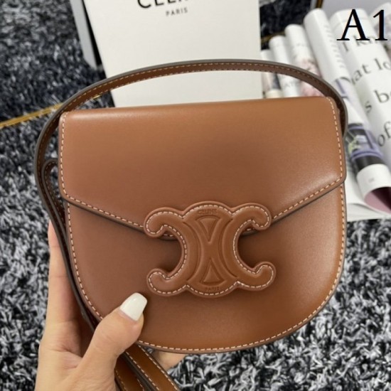 2022SS CELINE Celine Shoulder Bag A popular brand at a glance 2022SS CELINE Celine Shoulder Bag A popular brand at a glance