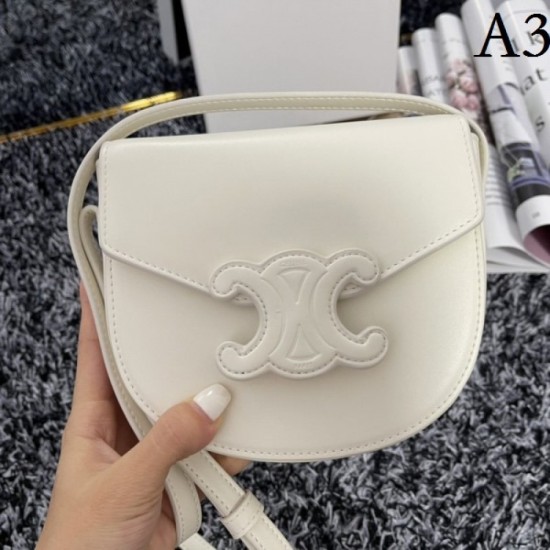 2022SS CELINE Celine Shoulder Bag A popular brand at a glance 2022SS CELINE Celine Shoulder Bag A popular brand at a glance