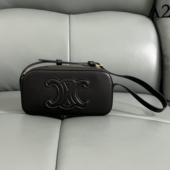 2022SS CELINE Celine Shoulder Bag You can definitely get it 2022SS CELINE Celine Shoulder Bag You can definitely get it
