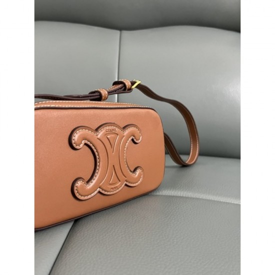 2022SS CELINE Celine Shoulder Bag You can definitely get it 2022SS CELINE Celine Shoulder Bag You can definitely get it