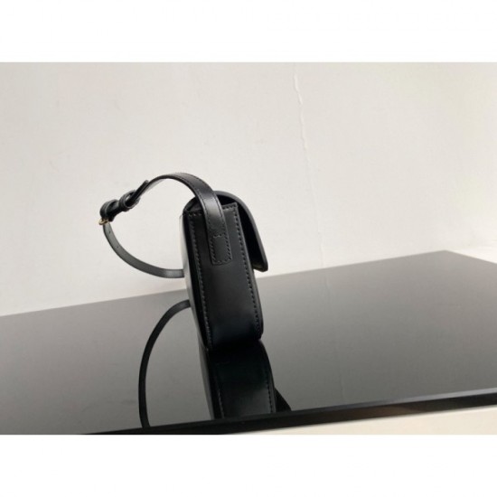 2022SS CELINE Celine Shoulder Bag This season's trend item 2022SS CELINE Celine Shoulder Bag This season's trend item