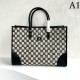 2022SS CELINE Celine Tote Bag Impresses the sex appeal of adults 2022SS CELINE Celine Tote Bag Impresses the sex appeal of adults