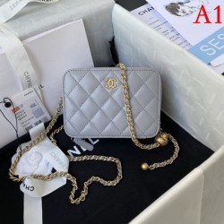 Good compatibility and definitely recommended 2022SS CHANEL Chanel Ladies Bag