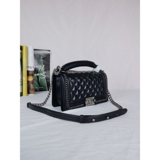 2022SS CHANEL Chanel Women's Bag, which is now very popular with celebrities 2022SS CHANEL Chanel Women's Bag, which is now very popular with celebrities