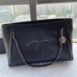 Celebrities get this season 2022SS CHANEL Chanel Women's Bag