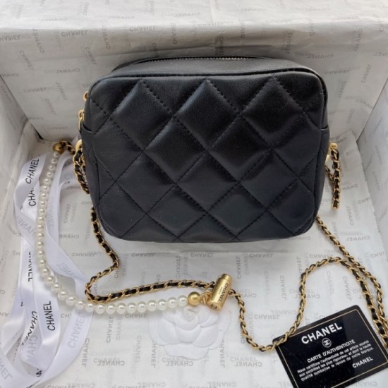 Relaxing dress 2022SS CHANEL Chanel Women's Bag Relaxing dress 2022SS CHANEL Chanel Women's Bag