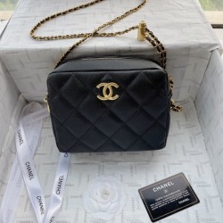 The latest collection 2022SS CHANEL Chanel Ladies Bag