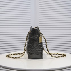 Elegant and clean, excellent likability 2022SS CHANEL Chanel Ladies Bag