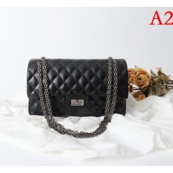 New summer 2022SS CHANEL ladies bag that appears one after another