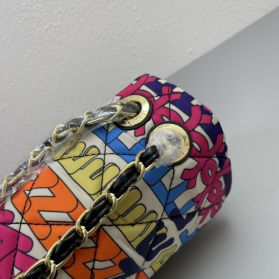 New summer 2022SS CHANEL ladies bag that is inevitable to hit this season New summer 2022SS CHANEL ladies bag that is inevitable to hit this season
