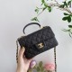 2022SS CHANEL Shoulder bag An item with a strong presence 2022SS CHANEL Shoulder bag An item with a strong presence