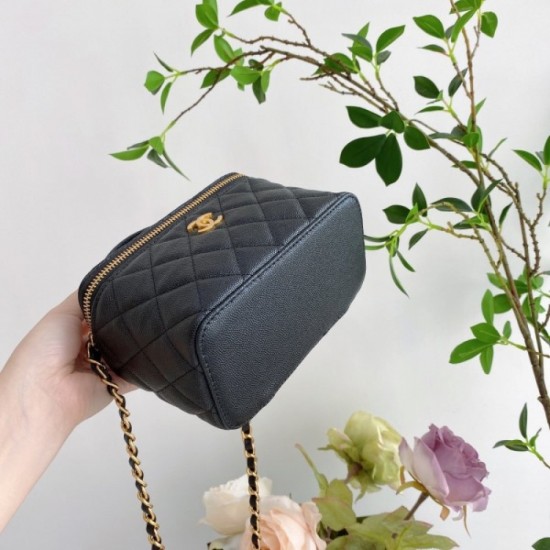 2022SS CHANEL Shoulder bag Adult-like design 2022SS CHANEL Shoulder bag Adult-like design
