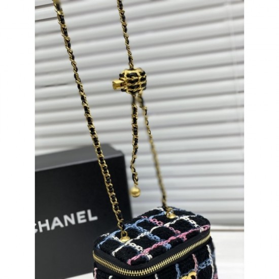 2022SS CHANEL Shoulder bag Plenty of adult atmosphere 2022SS CHANEL Shoulder bag Plenty of adult atmosphere