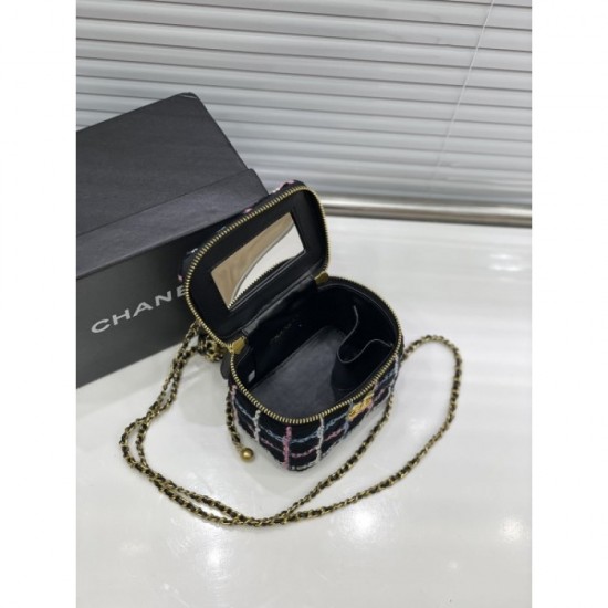 2022SS CHANEL Shoulder bag Plenty of adult atmosphere 2022SS CHANEL Shoulder bag Plenty of adult atmosphere
