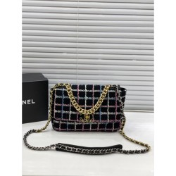 2022SS CHANEL Shoulder Bag At the cutting edge of the trend
