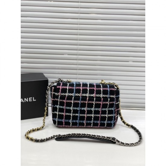 2022SS CHANEL Shoulder Bag At the cutting edge of the trend 2022SS CHANEL Shoulder Bag At the cutting edge of the trend