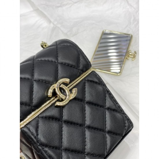 2022SS CHANEL Shoulder bag Many users 2022SS CHANEL Shoulder bag Many users