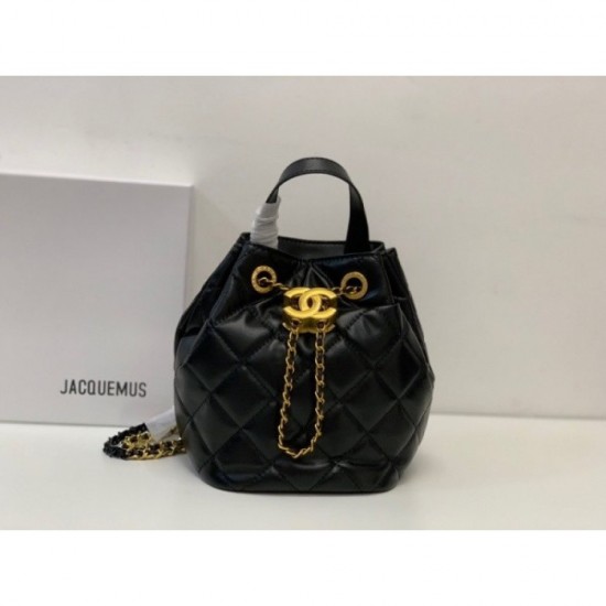 2022SS CHANEL Shoulder bag A sophisticated charm shines 2022SS CHANEL Shoulder bag A sophisticated charm shines
