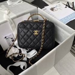 CHANEL Chanel shoulder bag 2022SS popular every season