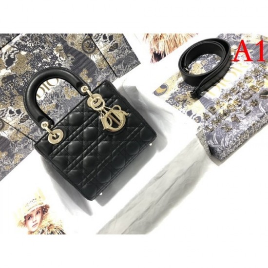 2022SS DIOR Dior Ladies Bag, which is now very popular with celebrities 2022SS DIOR Dior Ladies Bag, which is now very popular with celebrities