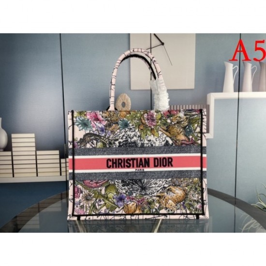 Nice outfit is the hottest 2022SS DIOR Dior Ladies Bag Nice outfit is the hottest 2022SS DIOR Dior Ladies Bag