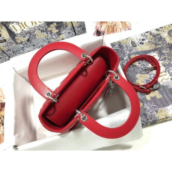 Favorite latest collection 2022SS DIOR Dior ladies bag Favorite latest collection 2022SS DIOR Dior ladies bag