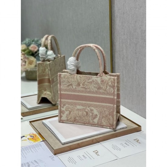 2022SS DIOR Dior tote bag Adult-like atmosphere 2022SS DIOR Dior tote bag Adult-like atmosphere