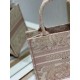 2022SS DIOR Dior tote bag Adult-like atmosphere 2022SS DIOR Dior tote bag Adult-like atmosphere