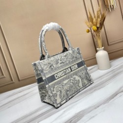 2022SS DIOR Dior tote bag Fashionable people love it!