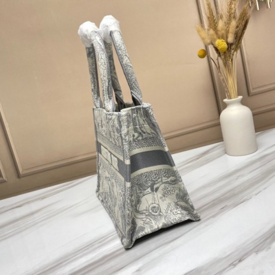 2022SS DIOR Dior tote bag Fashionable people love it! 2022SS DIOR Dior tote bag Fashionable people love it!