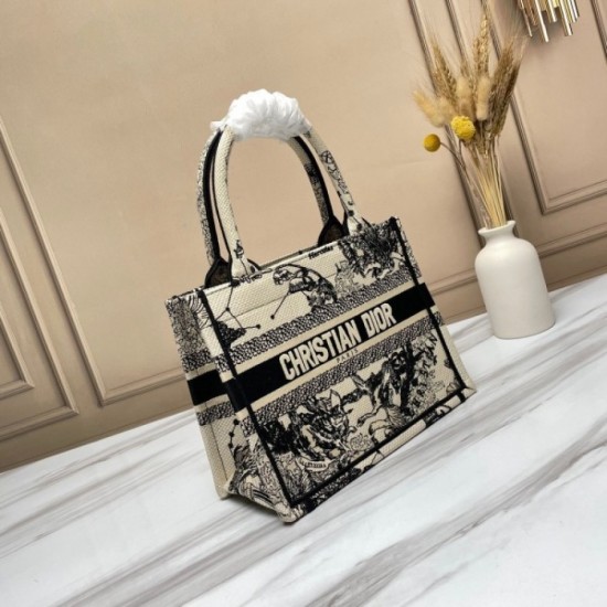 2022SS DIOR Dior tote bag Weekday limited instant delivery product 2022SS DIOR Dior tote bag Weekday limited instant delivery product