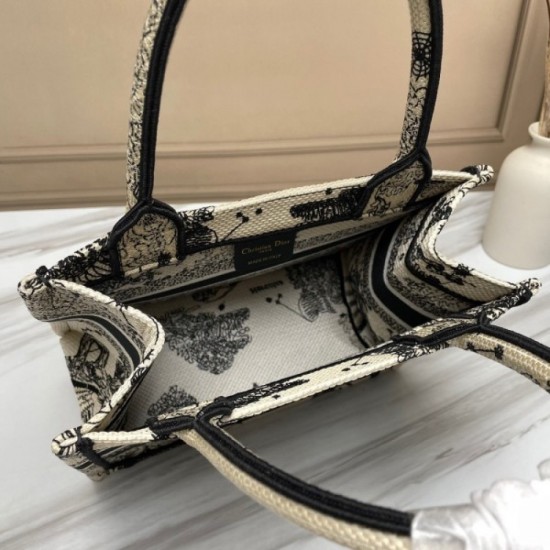 2022SS DIOR Dior tote bag Weekday limited instant delivery product 2022SS DIOR Dior tote bag Weekday limited instant delivery product
