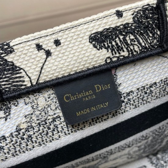 2022SS DIOR Dior tote bag Weekday limited instant delivery product 2022SS DIOR Dior tote bag Weekday limited instant delivery product