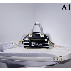 2022SS DIOR Dior shoulder bag popular boiling item
