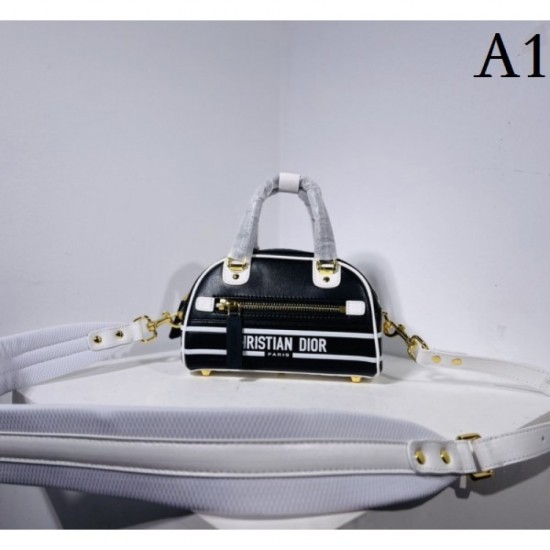 2022SS DIOR Dior shoulder bag popular boiling item 2022SS DIOR Dior shoulder bag popular boiling item