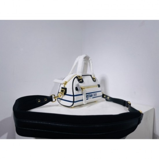 2022SS DIOR Dior shoulder bag popular boiling item 2022SS DIOR Dior shoulder bag popular boiling item